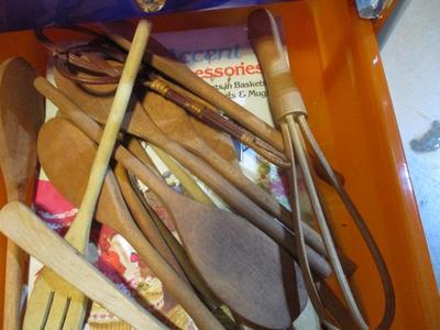 Style Master Rolling Cart With Crafts