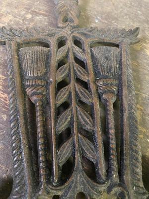 Vintage Cast Iron Footed Trivet with wheat and brooms harvest Griswold Trivet