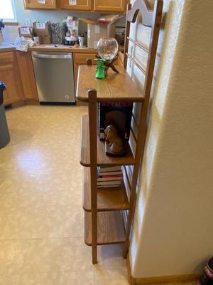 NICE SMALL SHELF WITH ADORABLE VINTAGE BASSET HOUND BOOK ENDS, A VARIETY OF BOOKS AND HOME DECOR