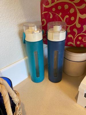 GLASS WATER BOTTLES, VINTAGE PLASTIC PICNIC CUPS, TUPPERWARE JELLO MOLD, EGG ORGANIZER, SMALL CROCKS AND MORE