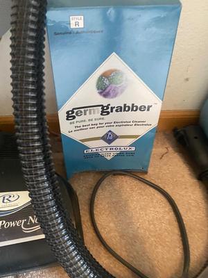 RAINBOW E2 SERIES CANISTER VACUUM CLEANER