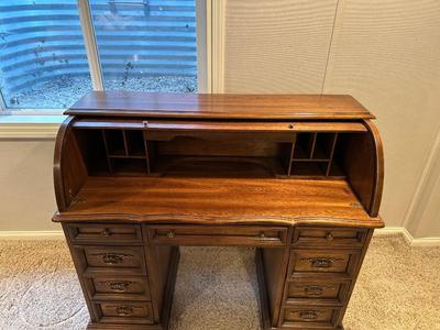 A SMALLER SIZED ROLL TOP DESK