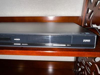PHILLIPS DVD PLAYER AND BONANZA AND MOVIES ON DVD
