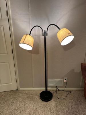 3 WAY DOUBLE GOOSENECK FLOOR LAMP
