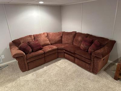 LIKE NEW LA Z BOY LAZY BOY DOUBLE RECLINING COMFY SOFA