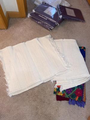 TABLE LINENS