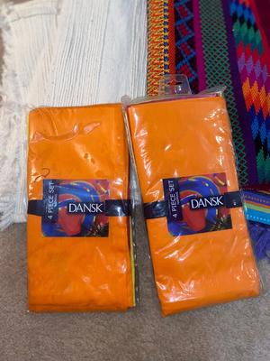 TABLE LINENS