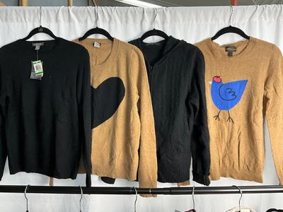 Lot F 309 Women’s Fun Top Lot (Large)