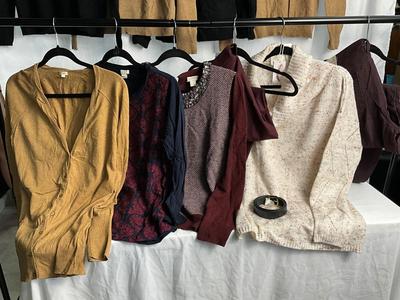 Lot F 309 Women’s Fun Top Lot (Large)