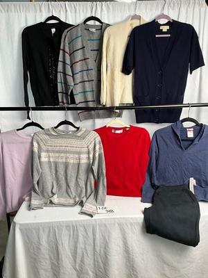 Lot F 318 Women’s Casual & Comfy Clothing (Small)