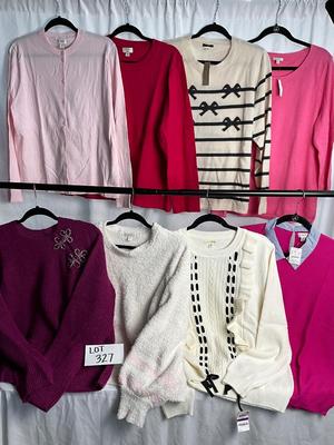 Lot G 327 Women’s Plus Size Top Lot (XXL)