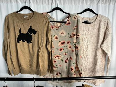 Lot E 330 Scotty Sweater Lot (XL)