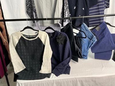 Lot E 332 Shades of Blue Women’s Clothing Lot (XL)