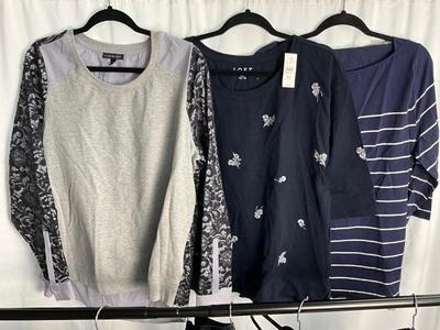 Lot E 332 Shades of Blue Women’s Clothing Lot (XL)