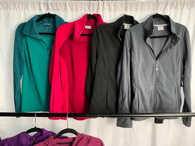 Lot E 333 Women’s Activewear Lot (XL)
