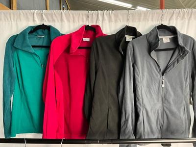 Lot E 333 Women’s Activewear Lot (XL)