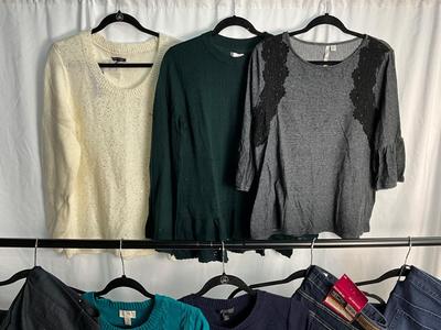 Lot E 338 Levi’s & Tommy Hilfiger Woman’s Lot (XL)