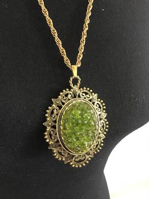 Ovaline Style Large Pendant Necklace with Chain Vintage