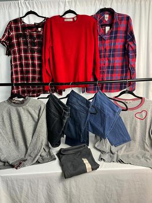 Lot E 341 Plaid & Hearts Women’s Clothing Lot (XL/18)