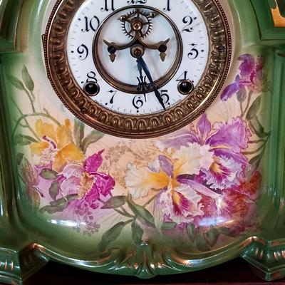 LOT 1: Ansonia Clock Co. Royal Bonn La Orb Mantel Clock