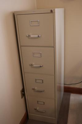 Realspace Four Drawer File Cabinet with Keys