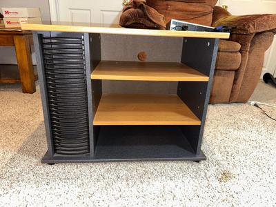 MEMOREX COMBO DVD/VHS PLAYER PLUS SMALL MEDIA STAND