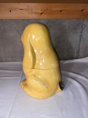 VINTAGE BASSET HOUND COOKIE JAR