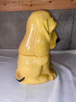 VINTAGE BASSET HOUND COOKIE JAR