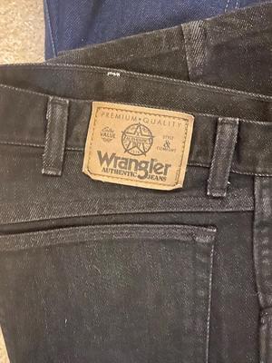 MENS JEANS, NEW CINCH, WRANGLERS AND MORE!, SIZE 36C32