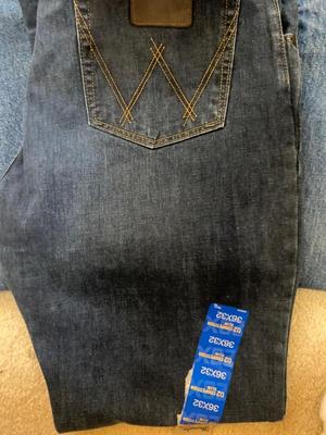 MENS HARLEY DAVIDSON, WRANGLER, KIRKLAND, AND IRON CO JEANS