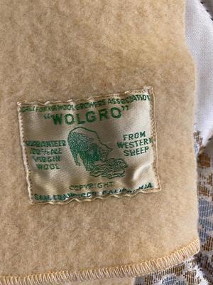 64x84 WOLGRO 100% VIRGIN WOOL BLANKET AND NEW TABLE PAD