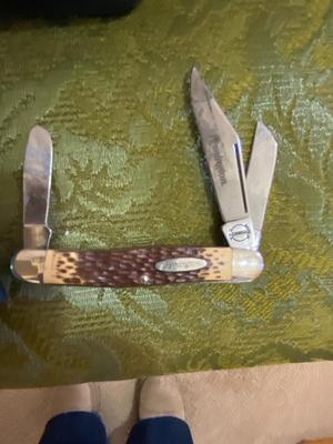 SIMMONS 10 X 25 WIDE ANGLE BINOCULAR & REMINGTON KNIFE