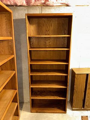 TALL SOLID WOOD BOOKCASE WITH ADJUSTABLE SHELVES