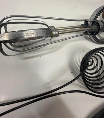 Vintage Kitchen Utensil Gadget Lot - Maid of Honor Beater