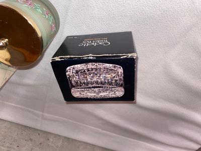 CAHETTE AND MIKASA LEAD CRYSTAL TRINKET BOXES AND A BRASS LID CANDLE