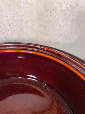 USA MADE CASSEROLE DISH WITH NIFTY WICKER HOLSTER, LARGE SQUARE SERVING BOWL AND SPACED DISH