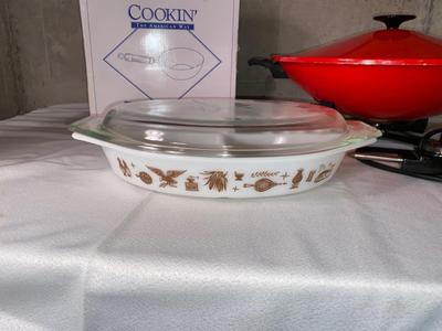 ELECTRIC STIR FRY/WOK, NEW SMALL FRY PAN AND CORNING WARE CASSEROLE DISH