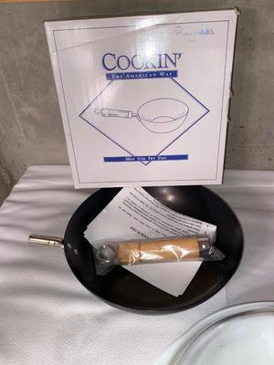 ELECTRIC STIR FRY/WOK, NEW SMALL FRY PAN AND CORNING WARE CASSEROLE DISH
