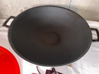 ELECTRIC STIR FRY/WOK, NEW SMALL FRY PAN AND CORNING WARE CASSEROLE DISH
