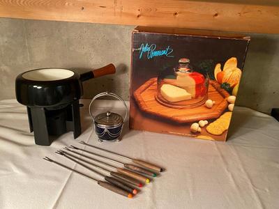 NEW ENAMELWARE FONDU POT AND MEAT AND CHEESE SERVING BOARD/PLATTER AND MORE