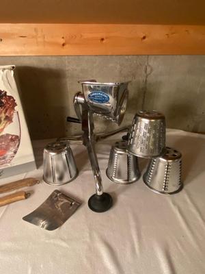 10 3/4" BLOWN CRYSTAL SERVING BOWL AND A SALADMASTER