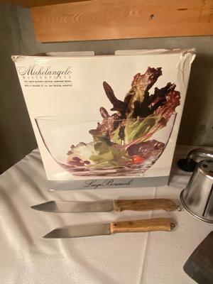 10 3/4" BLOWN CRYSTAL SERVING BOWL AND A SALADMASTER