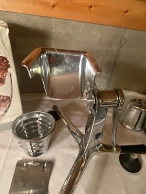10 3/4" BLOWN CRYSTAL SERVING BOWL AND A SALADMASTER