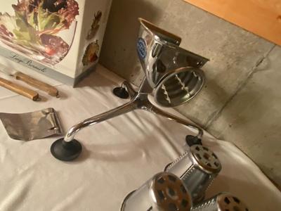 10 3/4" BLOWN CRYSTAL SERVING BOWL AND A SALADMASTER