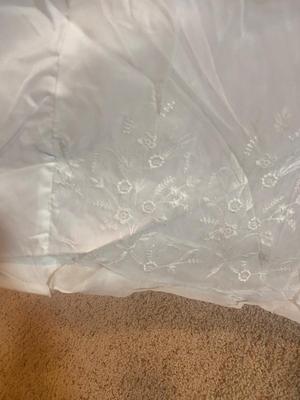 VINTAGE WEDDING DRESS