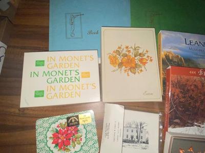 WIDE VARIETY OF NOTE CARDS AND STATIONERY