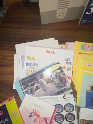 GREETING AND NOTE CARDS