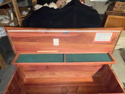 LANE CEDAR LINED HOPE CHEST