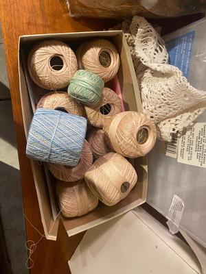 FOX PELT, OTHER FUR ITEMS, SEWING THREAD, CROCHETING CRAFT ORGANIZER KIT