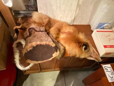 FOX PELT, OTHER FUR ITEMS, SEWING THREAD, CROCHETING CRAFT ORGANIZER KIT